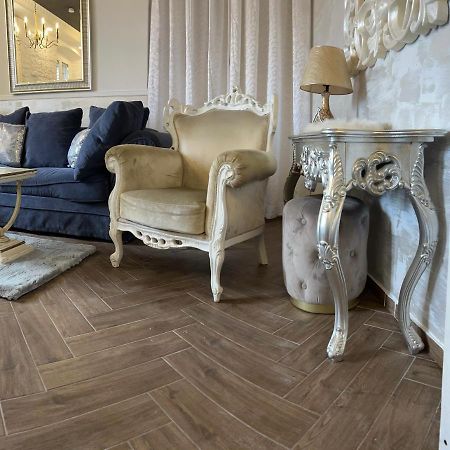 La Dolce Vita Luxury II Apartments With Best Free Private Parking In Center プーラ エクステリア 写真
